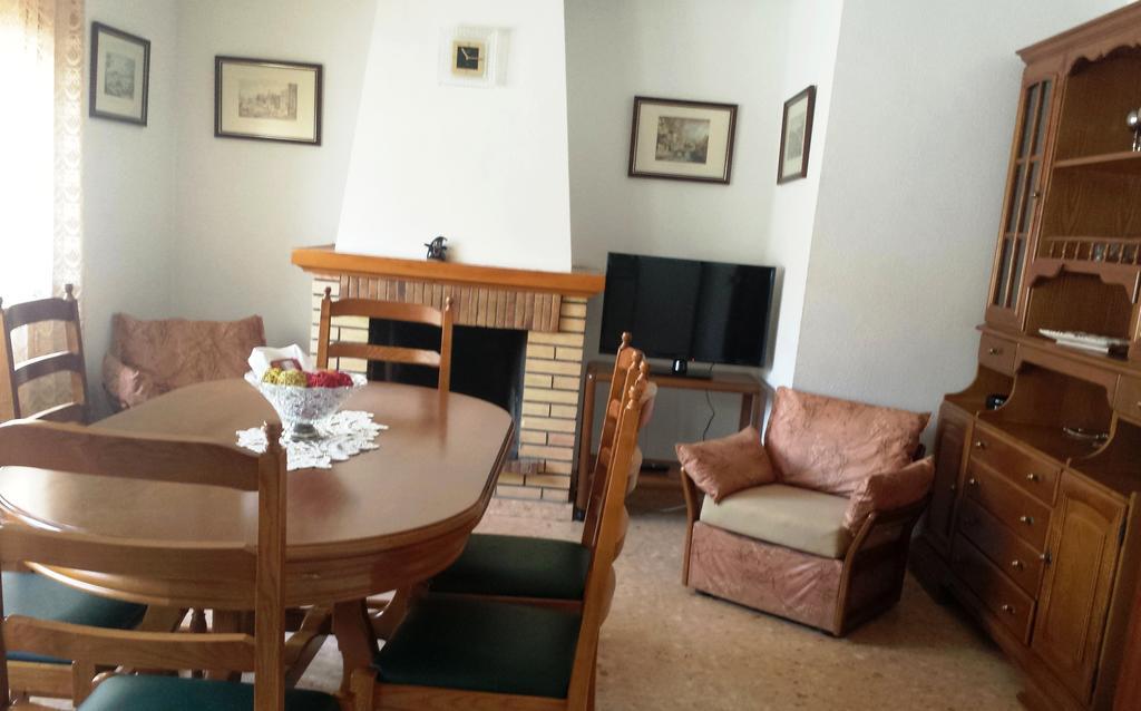 Hostal Rural Casa Castro Alberuela de la Liena Quarto foto