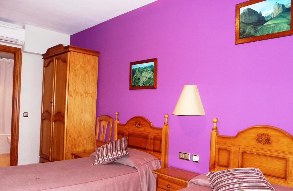 Hostal Rural Casa Castro Alberuela de la Liena Quarto foto